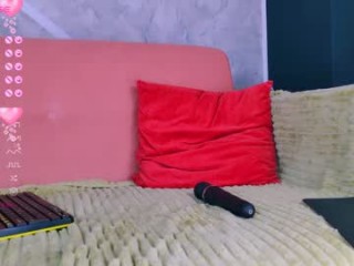 camellia_meow broadcast cum shows featuring this hottie shamelessly getting an incredible orgasm