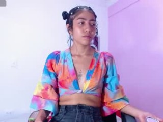 daddys_little_issues  webcam sex