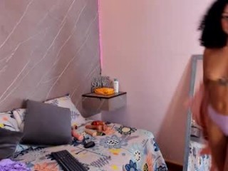 chloe_madison691  webcam sex