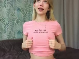 rainauge broadcast blowjob sessions with sucking massive cocks and even bigger dildo toys