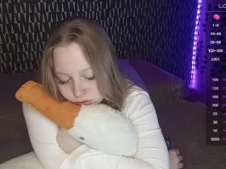 alice_and_eric broadcast deepthroat a massive cock or a big dildo during a private show