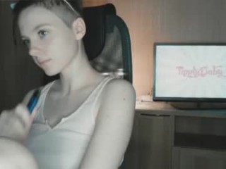 tipplybaby broadcast cum shows featuring this hottie shamelessly getting an incredible orgasm