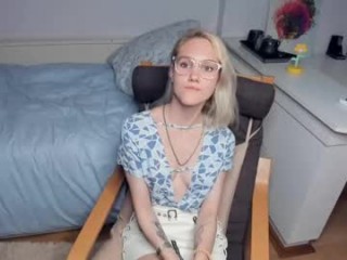 lola_rise  webcam sex