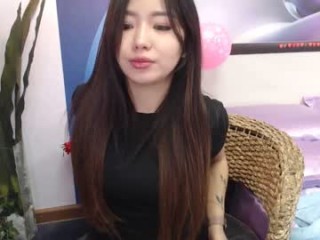 anelilove broadcast cum shows featuring this hottie shamelessly getting an incredible orgasm