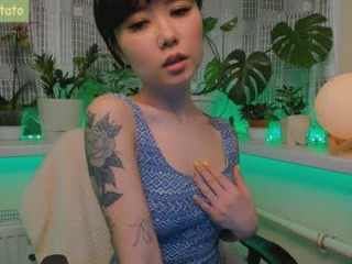 brave_potato broadcast cum shows featuring this hottie shamelessly getting an incredible orgasm