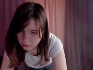 sandy_sven has a pussy that is constantly wet and an amazing, round, juicy and shapely ass