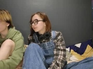eva_ngel1on broadcast blowjob sessions with sucking massive cocks and even bigger dildo toys