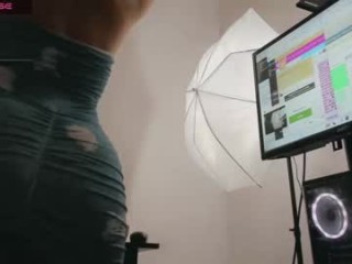 lisa_santoss  webcam sex