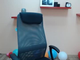 viola_hill_ broadcast cum shows featuring this hottie shamelessly getting an incredible orgasm